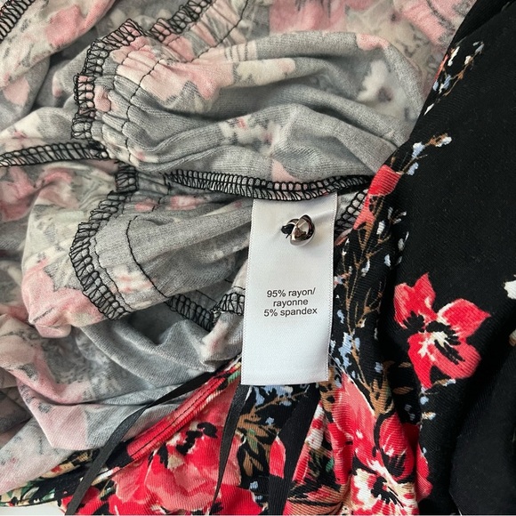 Maurices NWT Black & Red Floral Print Sweetheart Crop Jumpsuit Medium Women’s - Picture 13 of 14